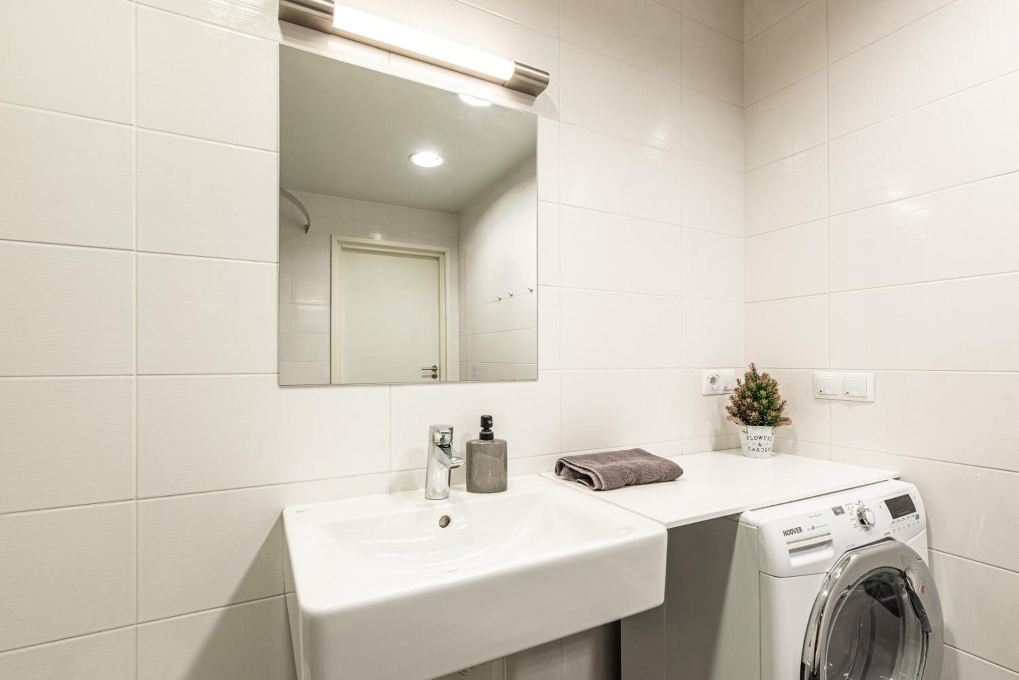 Airhome - Raekoja Plats Apartment
